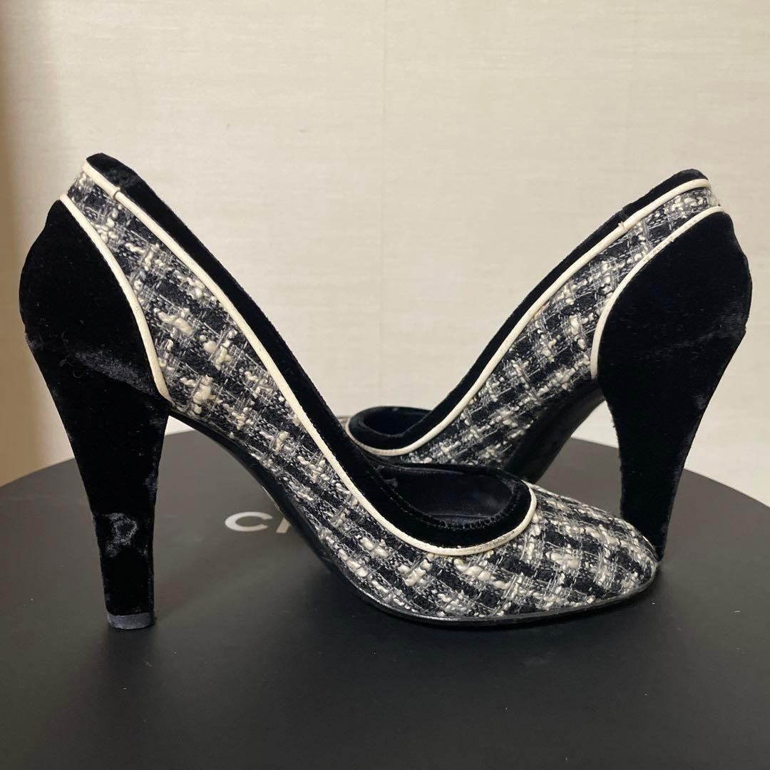 CHANEL Shoes Pumps Heel EU 36 US 6 Tweed Black White Authentic