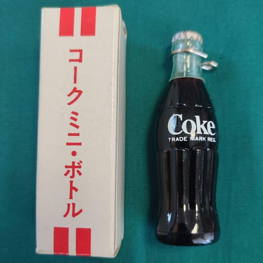 One boxed Coca-Cola mini bottle, Showa era vintage (unused), retro.