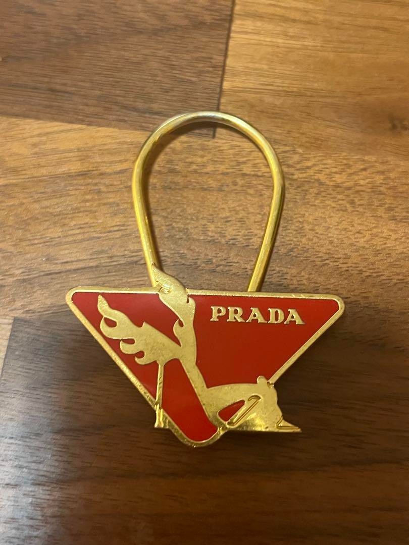Prada Women's Keyring Key Holder Red Gold Heel Vintage Mode Accessories Ladies