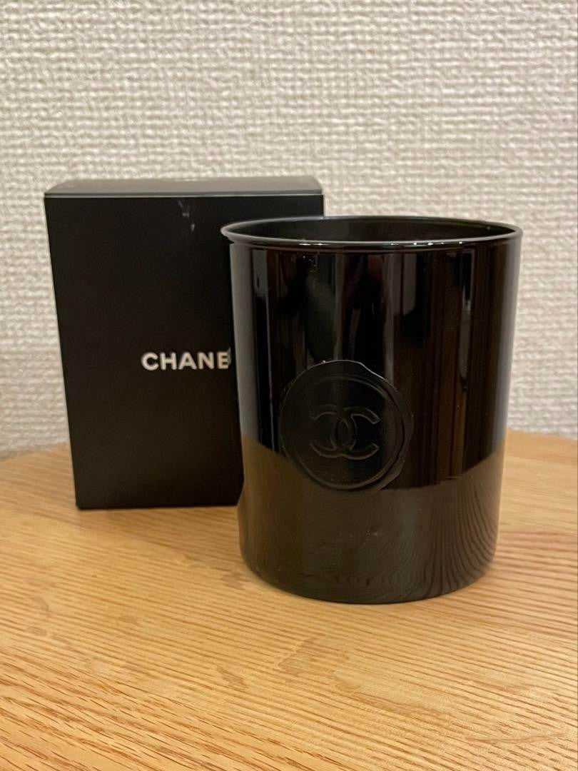 Chanel Novelty Candle Aroma Black