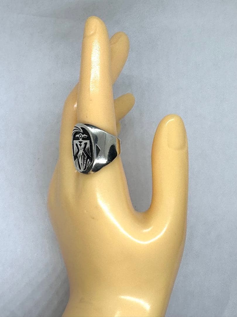 Vintage 925 silver ring with Thunderbird design.