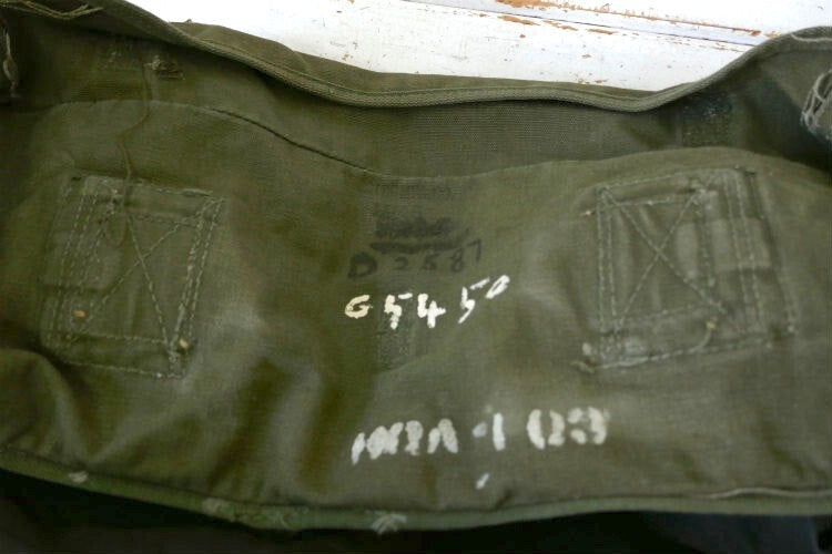 US Army real military M-1945 khaki canvas 40's vintage field cargo pack bag USA