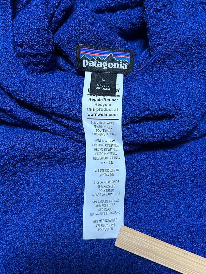 Rare Patagonia Capilene Air Hoody Blue L