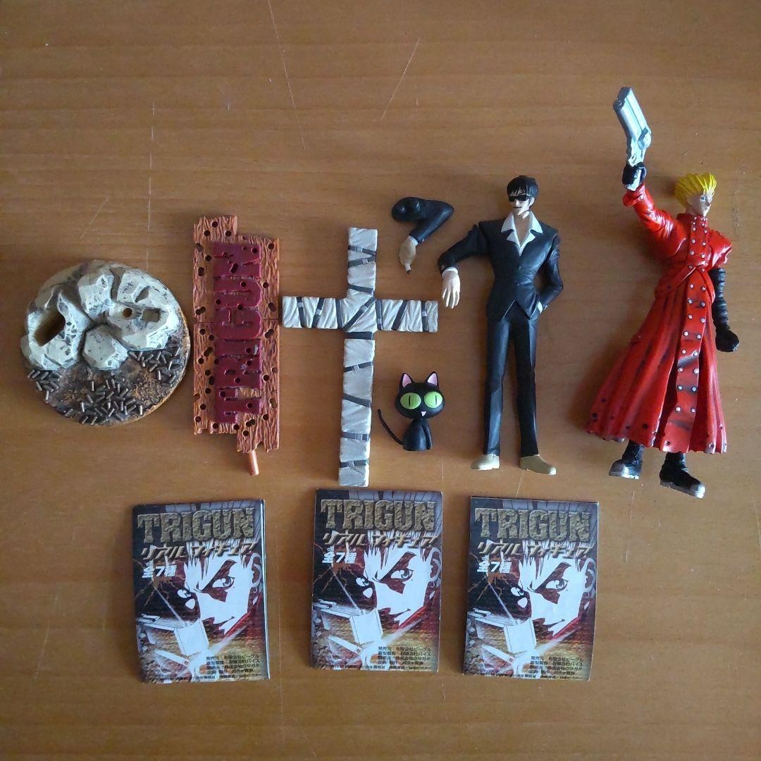 Trigun Figure 2002 Gacha Prize 3 Figures Set Rare Near Mint Authentic