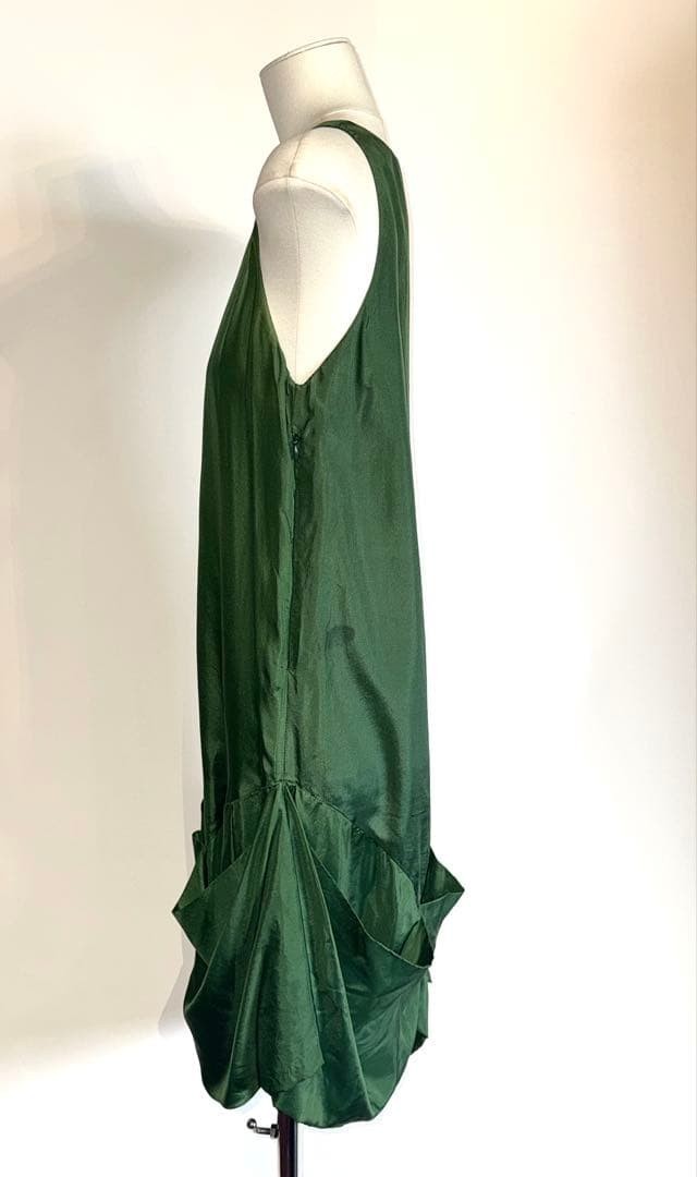 Alexander McQueen Dress Archive Piece Green Silk Size 38 Beautiful Condition