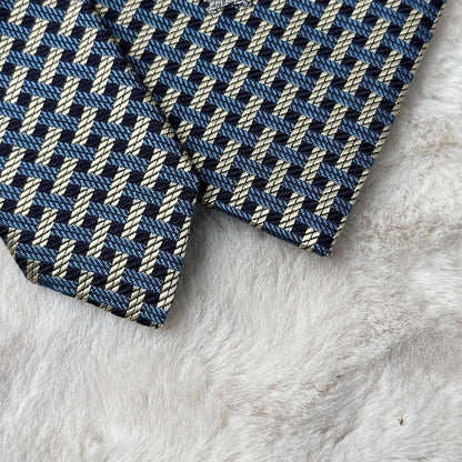 Burberry Unused Silk Tie Horse Check Blue Yellow Navy Elegant Condition