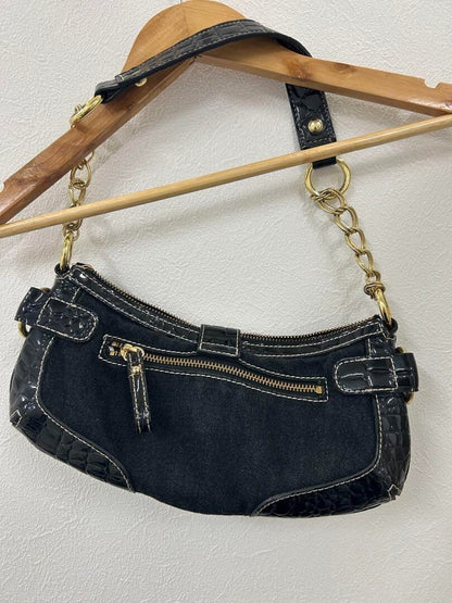 Guess Chain Shoulder Bag Purse w/Padlock Y2K Black Faux Leather USED from japan