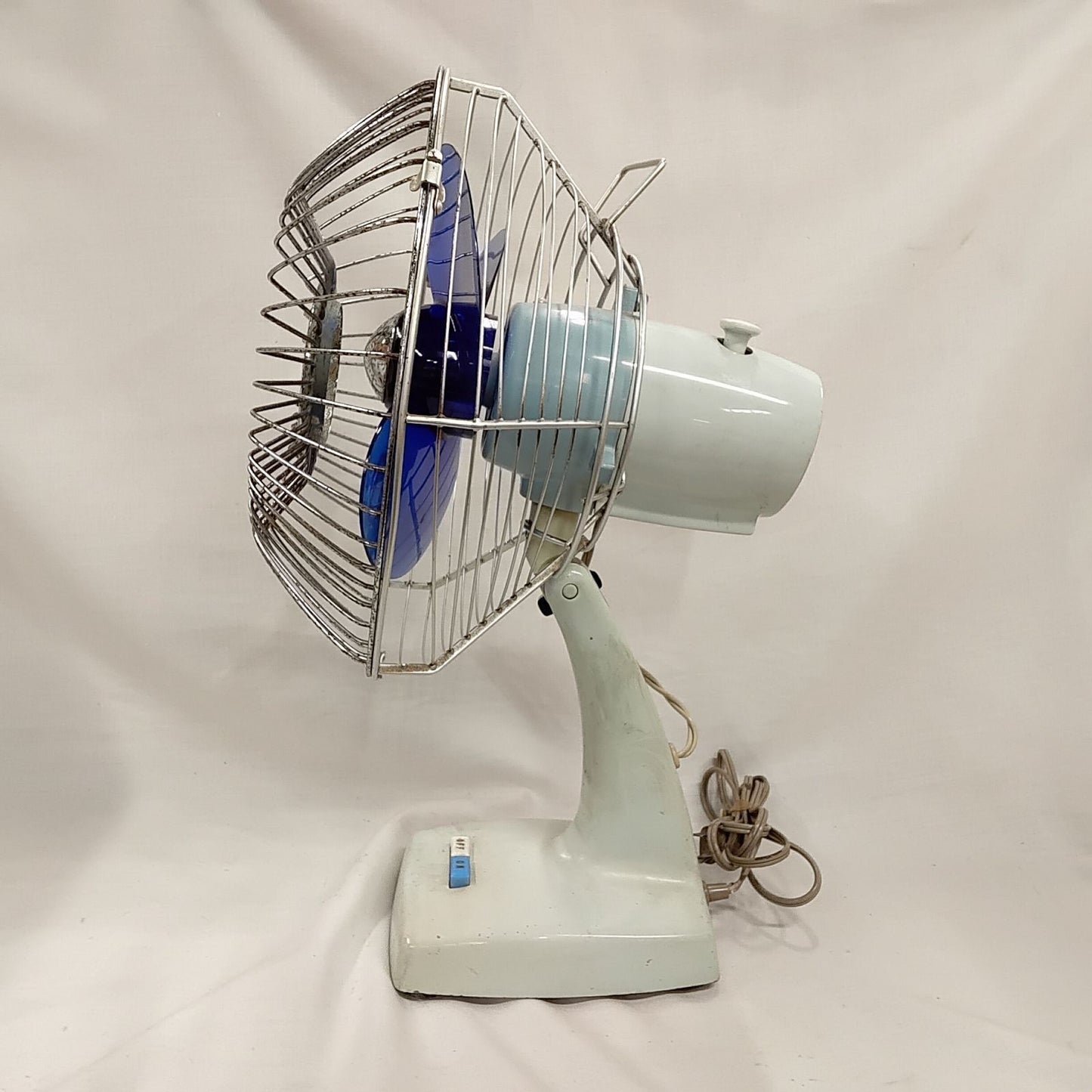 Functionality confirmed OK. Showa retro antique retro interior display S074