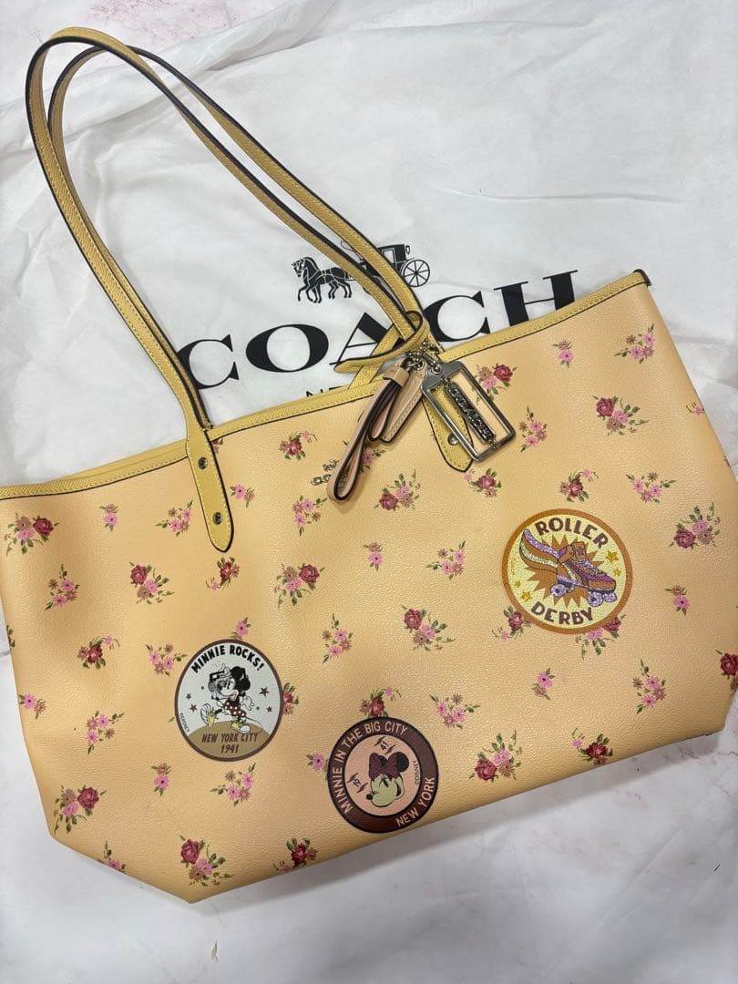 Coach Minnie Mouse Floral Yellow Tote Bag A1877-F29359 New Disney Collab