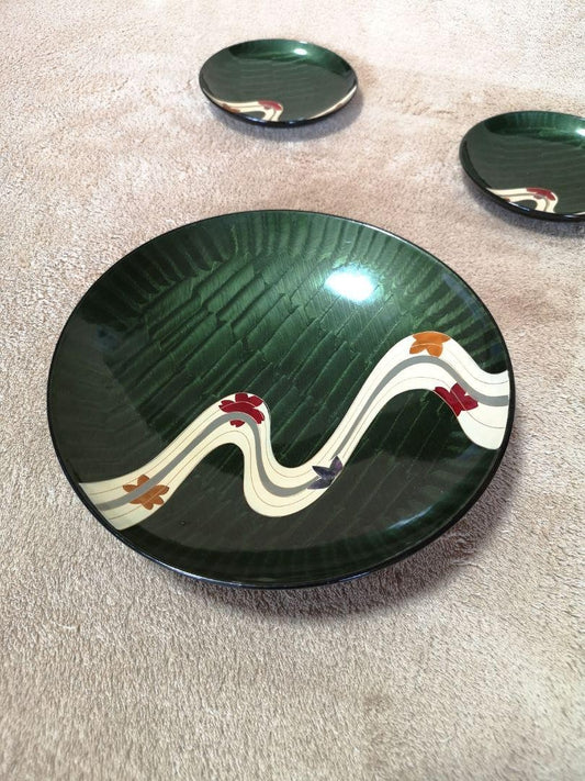 【Showa Retro 1960s】Lacquerware: Large 1 piece, Small 5 pieces