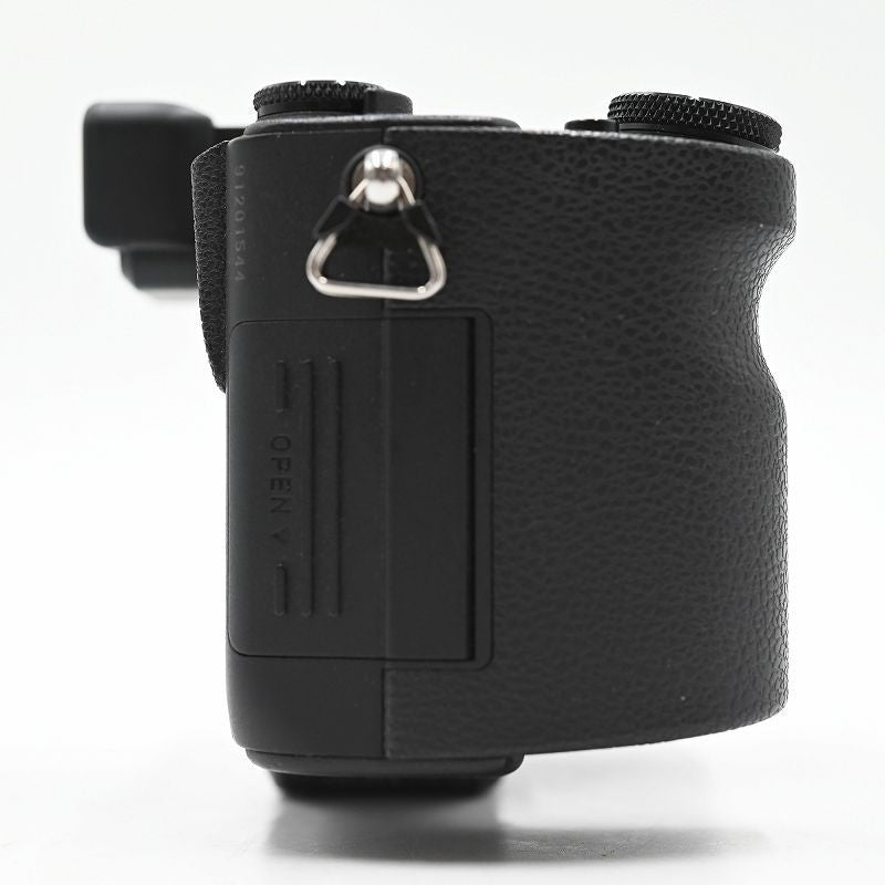 SIGMA sd Quattro H body Sigma mirrorless single-lens reflex camera