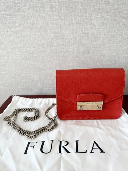 Auth FURLA Metropolis Red Leather Shoulder Bag