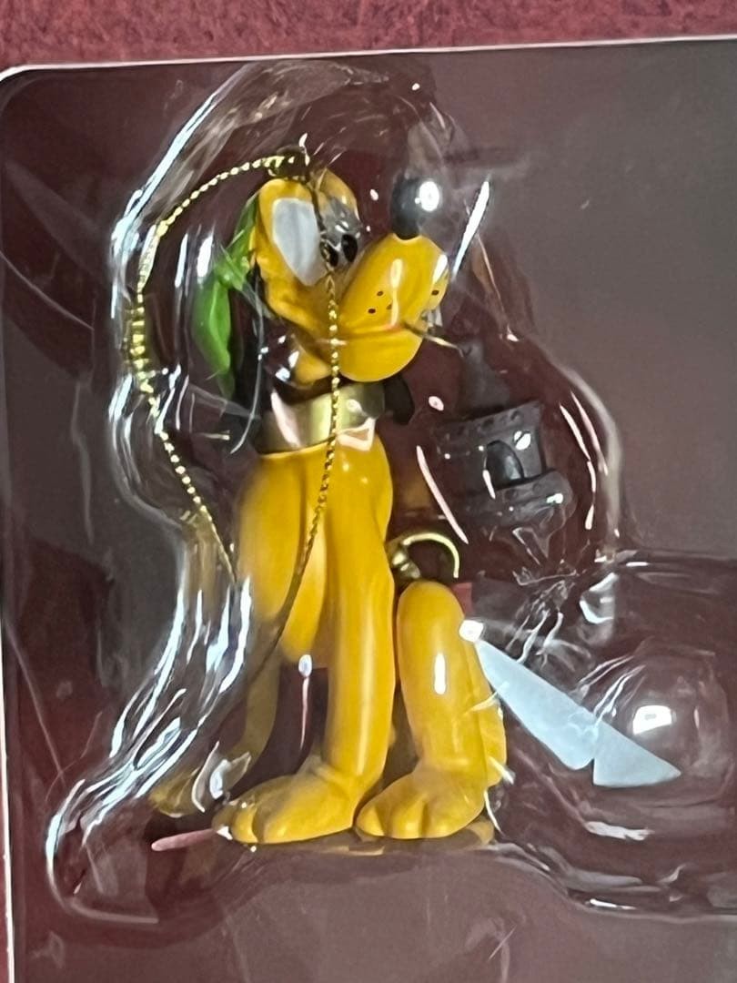 Disney Storybook Ornament Pirates Of The Caribbean