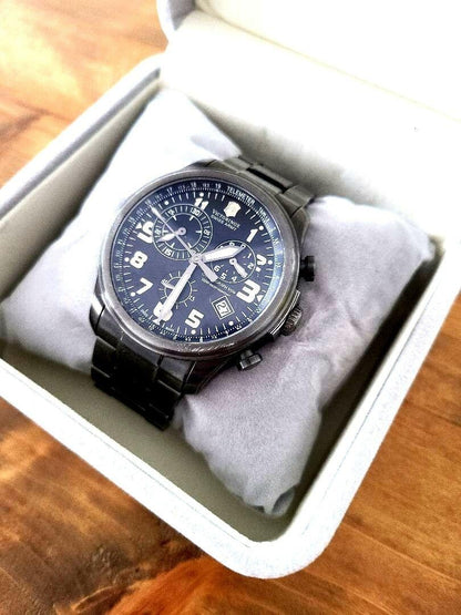 Victorinox Swiss Army Infantry Vintage Quartz Men's Watch chronograph Used