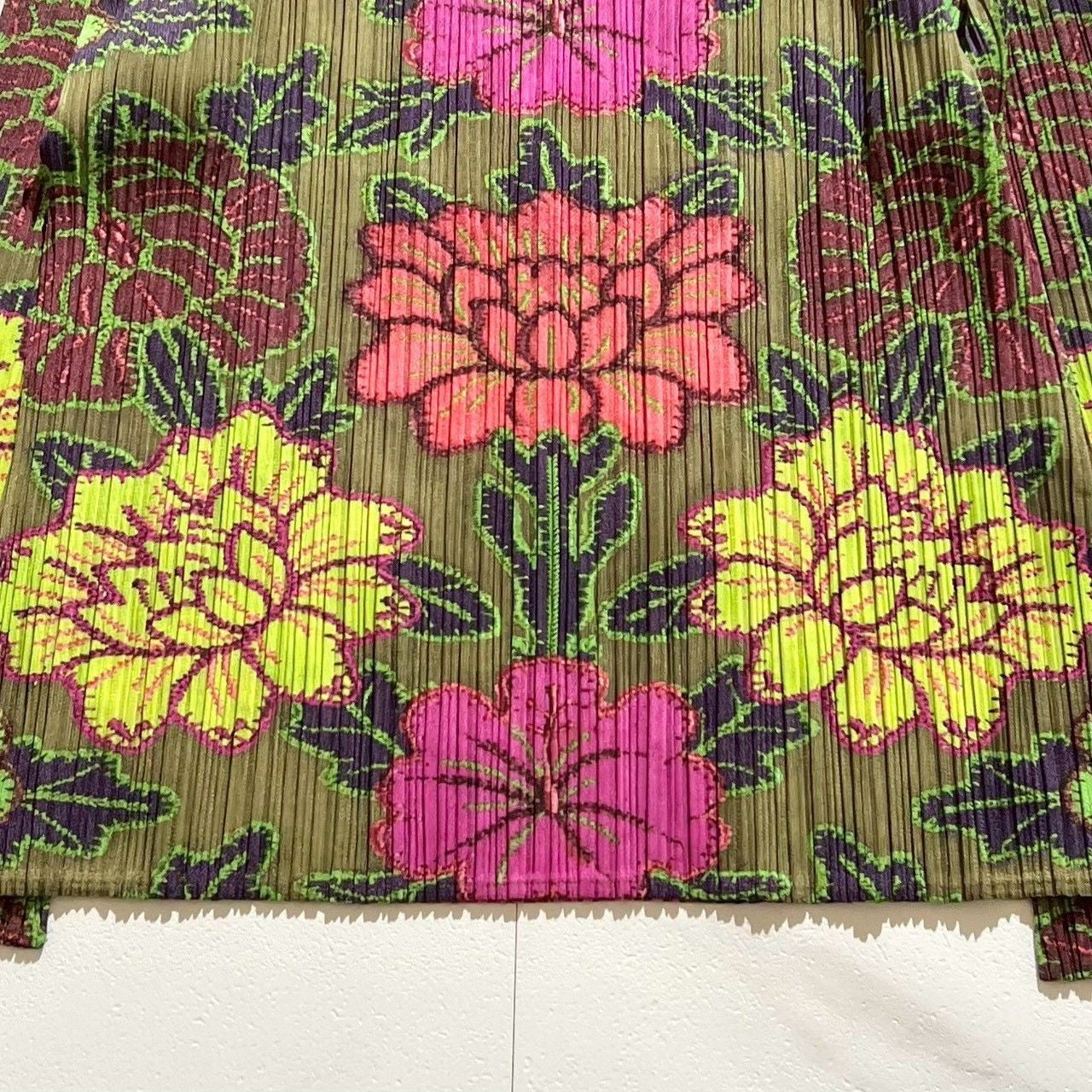 PLEATS PLEASE ISSEY MIYAKE Floral Embroidery High Neck Top Size 4 Japan Used