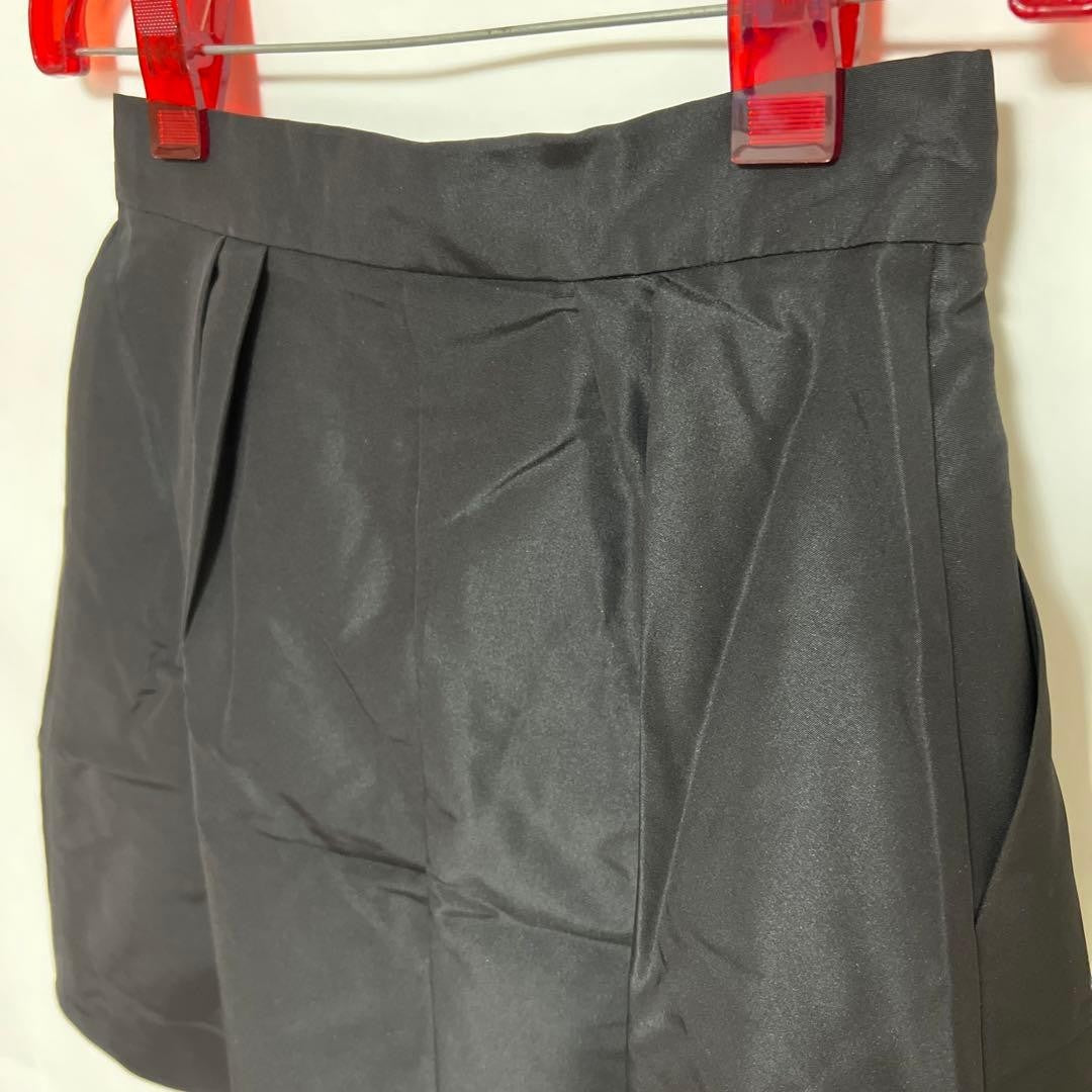 USED PRADA NYLON MINI SKIRT WITH FRONT BUTTONS, BLACK, SIZE 40, VINTAGE GOOD