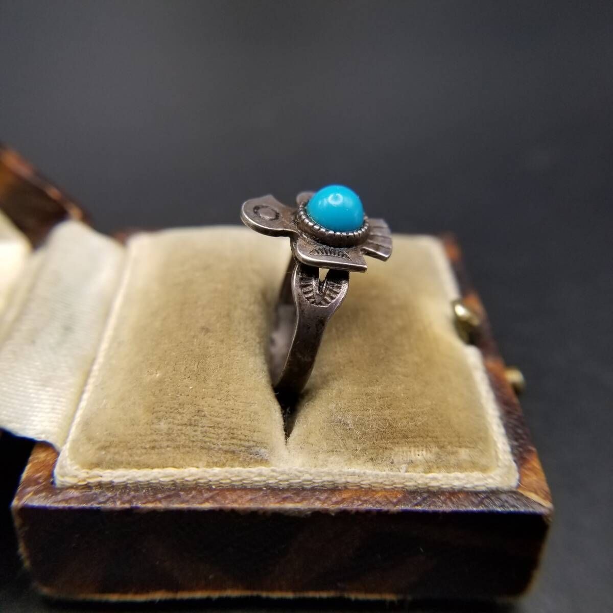 Fred Harvey Style Thunderbird 925 Silver Vintage Stampwork Pinky Ring