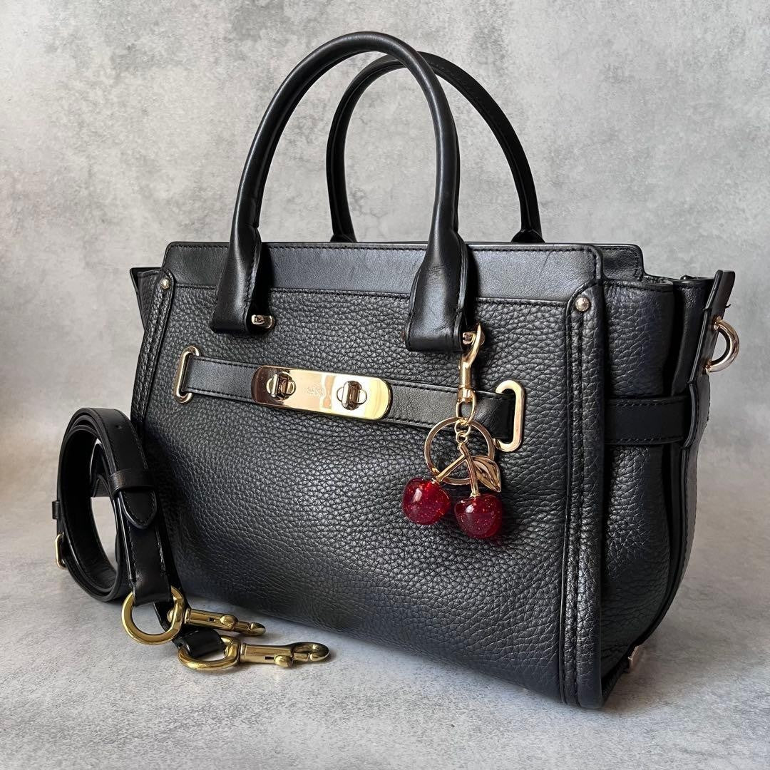 Coach 2way Leather Shoulder Bag Navy Pebbled Gold Turn Lock Detachable Strap