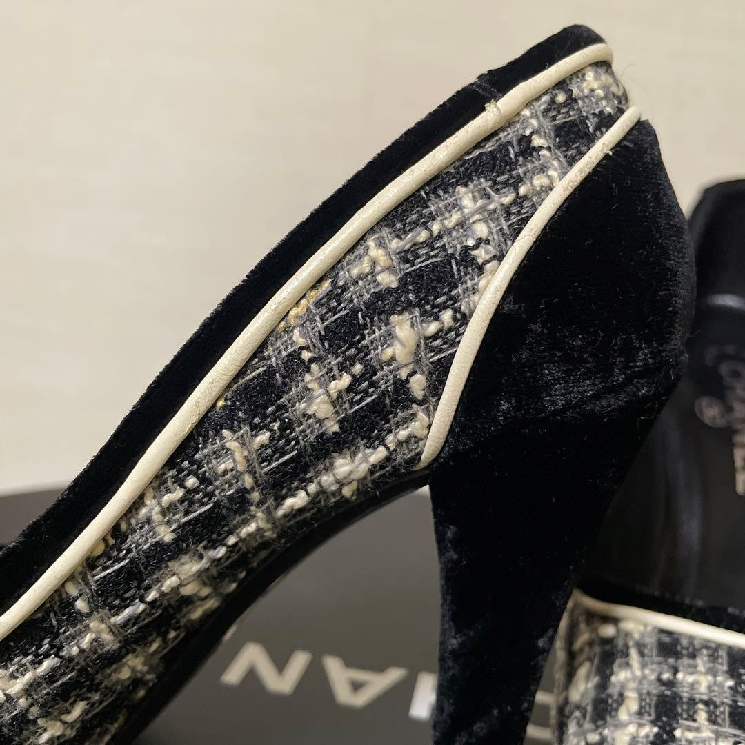 CHANEL Shoes Pumps Heel EU 36 US 6 Tweed Black White Authentic
