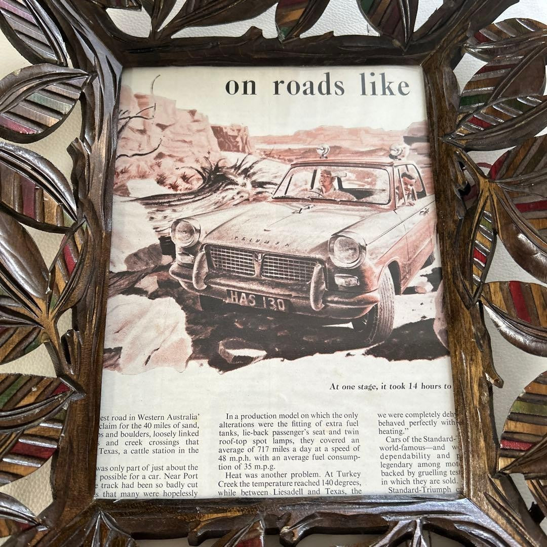 Wooden frame for photographs and paintings, used, Showa retro, rare.