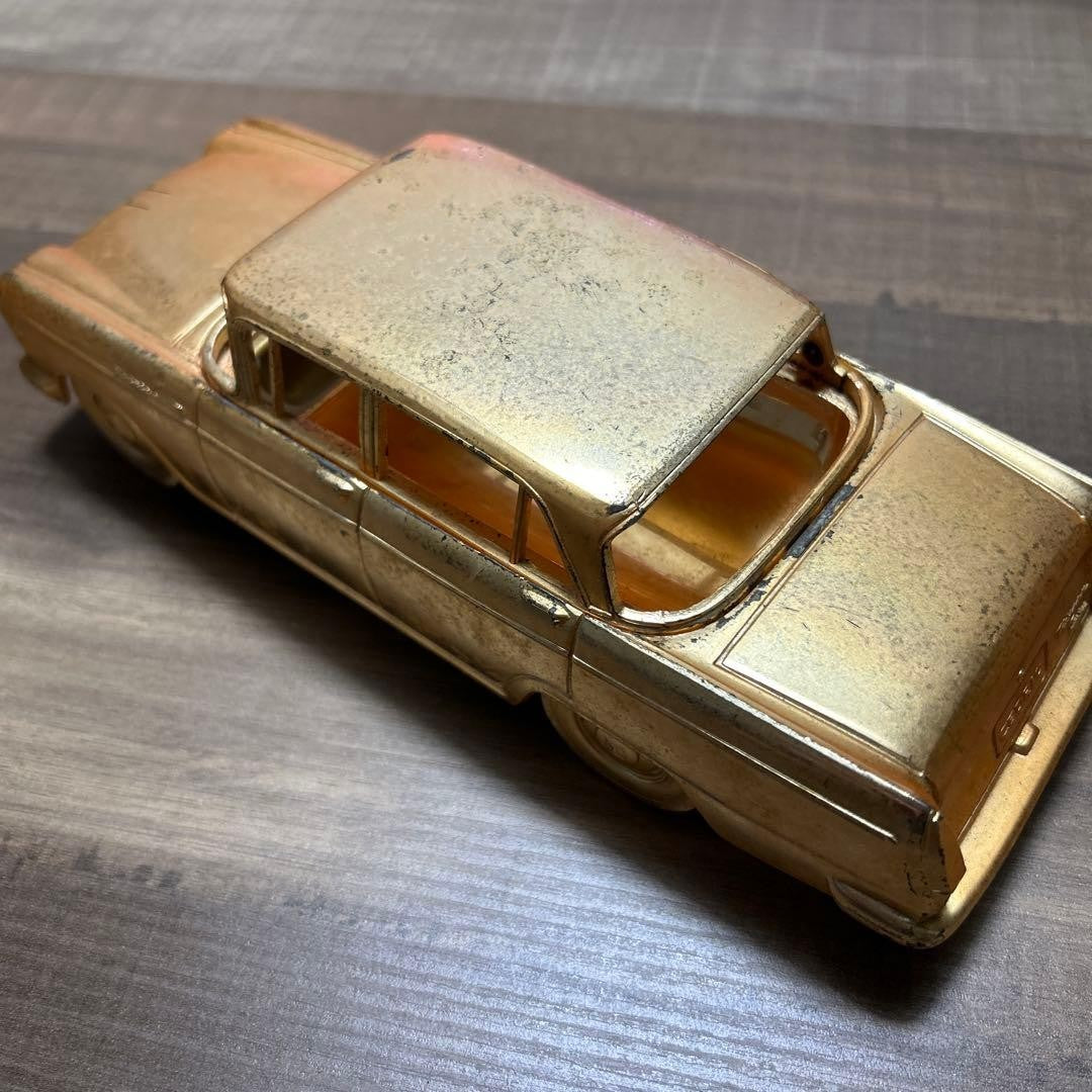 NISSAN CEDRIC Miniature Car Cigarette Case Ornament with Music Box
