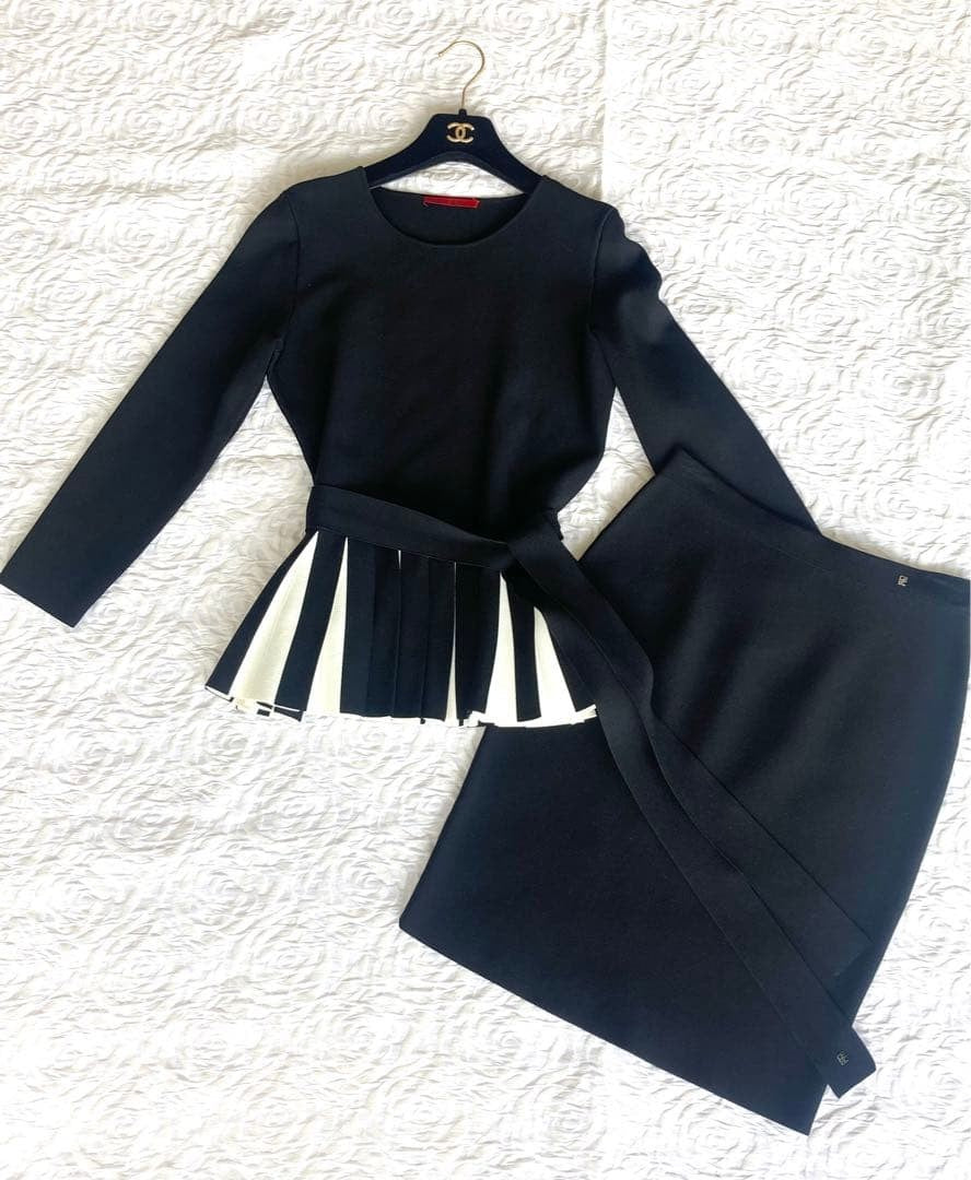 Carolina Herrera Peplum Set Up Size S Black White Pleated Top Skirt
