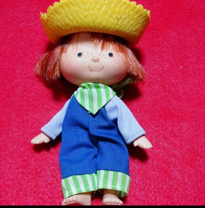 Vintage Retro Sofubi Strawberry Shortcake Doll