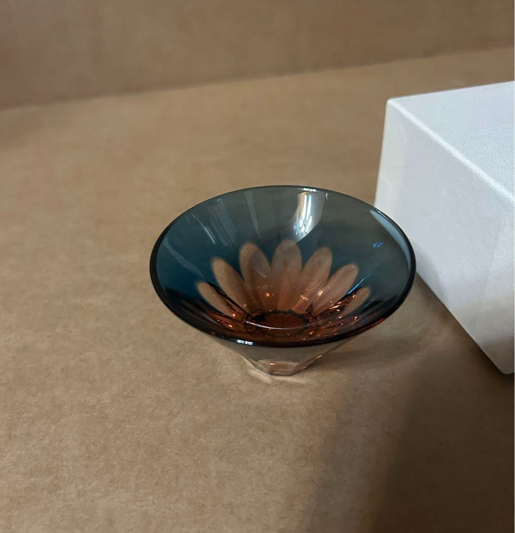 Sake Cup Middle Gold Glass, Upside Down Fuji, Edo Stylish Drinking , Kiriko, Kir