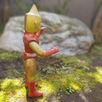 Spectrum Man: Retro Soul from Early Showa Era Sofubi by Masudaya PeePlo