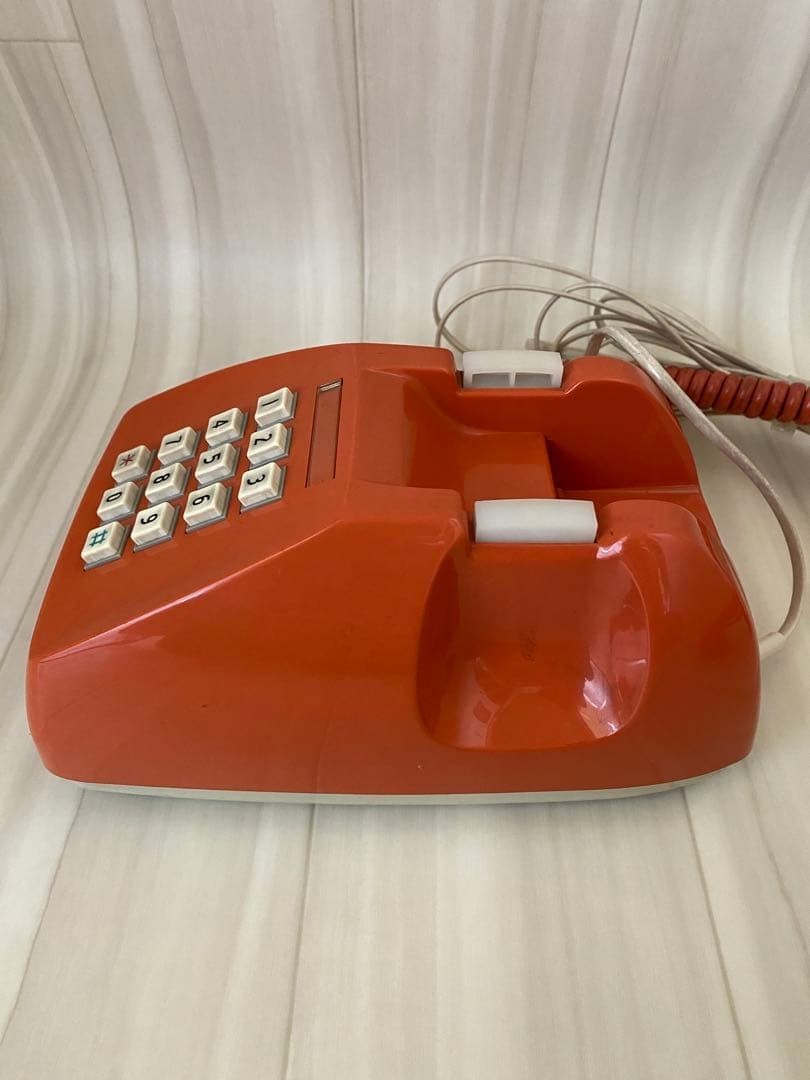 Push-button Telephone 600-P - Showa Retro