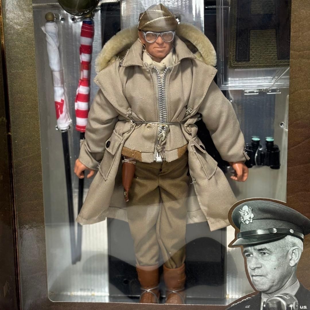 GI Joe: General Patton and General Bradley 2-Figure Set
