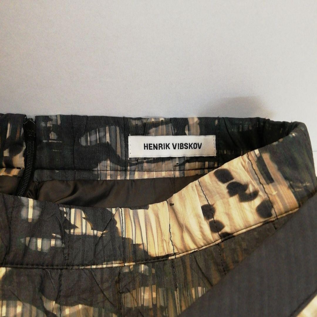 HENRIK VIBSKOV Quilted Design Skirt Beige XS Graphic 68cm Waist 77cm Length