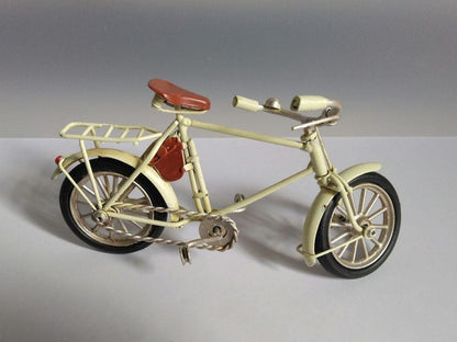 Retro vintage-style bicycle ornament