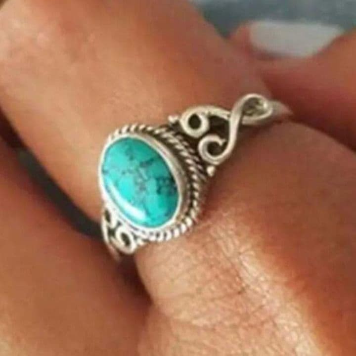 Ring: Turquoise color x Silver color