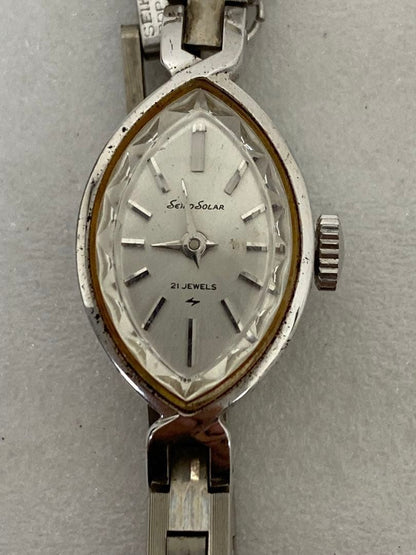 SEIKO 21 Jewels Hand-Wound Ladies Watch - Working Condition