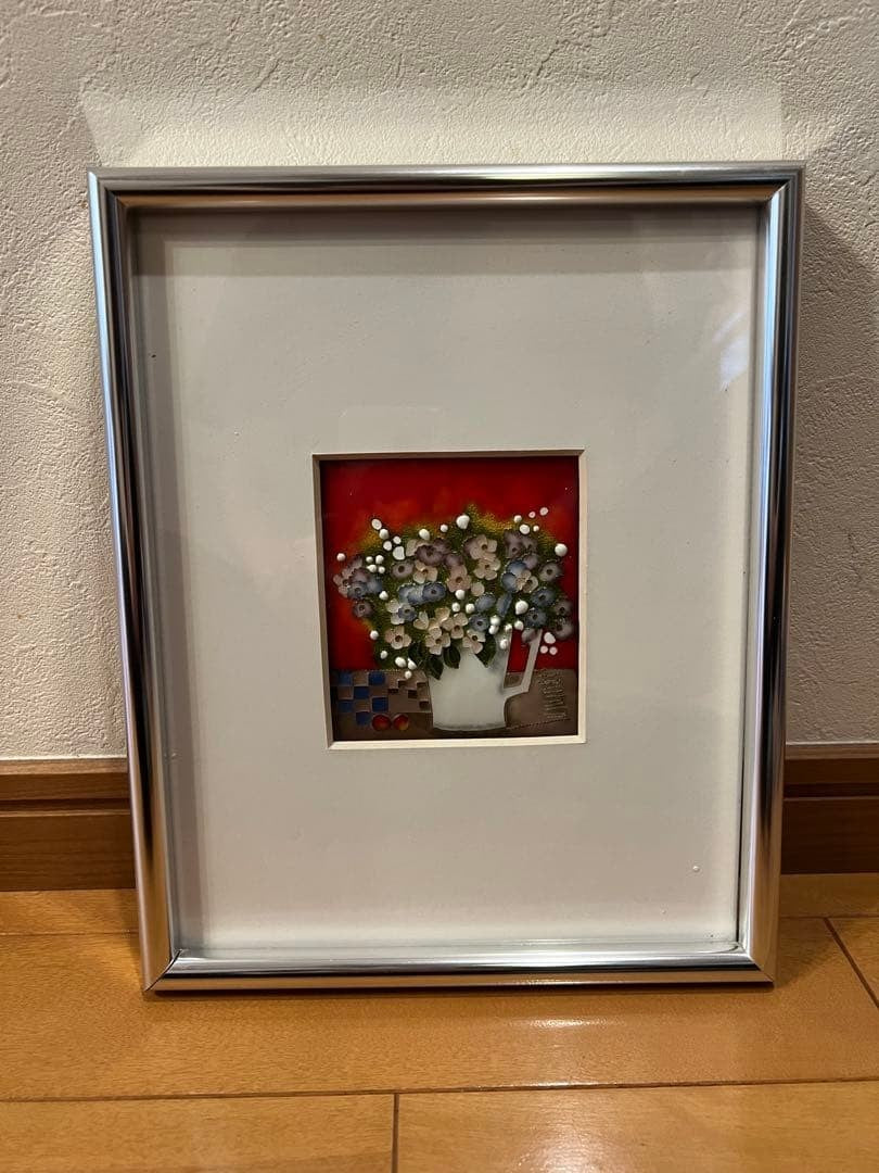 Cloisonné enamel wall decoration vase, Showa retro style, with framed painting.