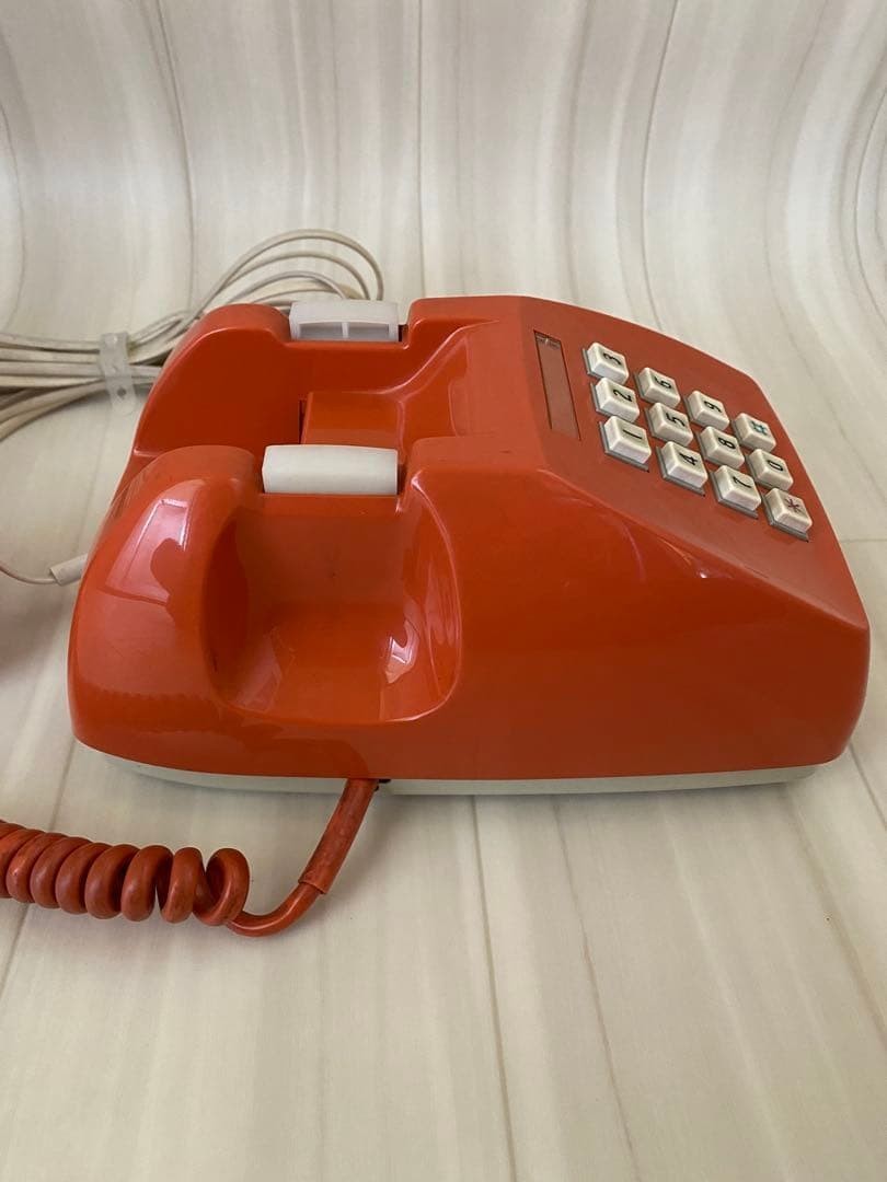 Push-button Telephone 600-P - Showa Retro