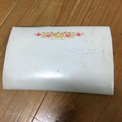 Shiseido novelty, corporate object, Showa Retro sewing set, not for sale.