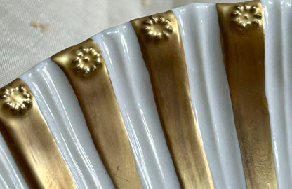 PORCELLANE VILLARI White Gold Shell Dish Plate 15.5cm x 12.5cm