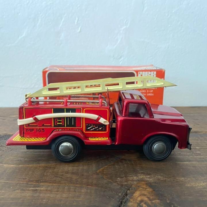 Showa Retro FIRE TRUCK Fire Truck “Benkei” Toy Minicar