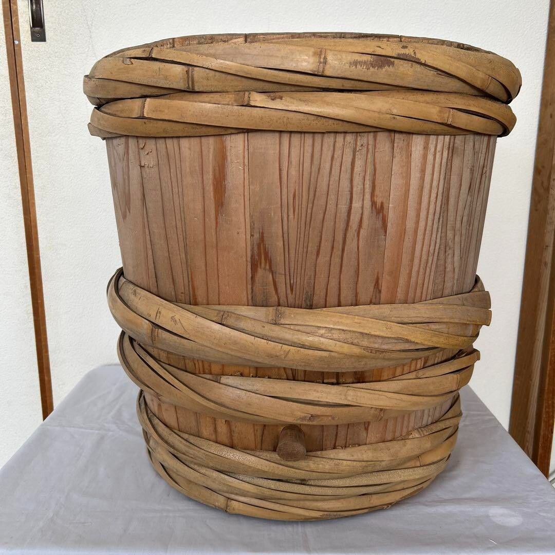Showa retro sake barrel, empty, large wooden barrel, vintage.