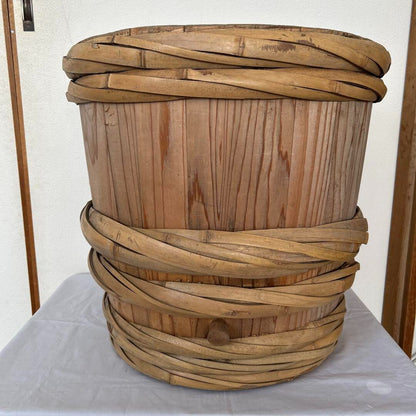 Showa retro sake barrel, empty, large wooden barrel, vintage.