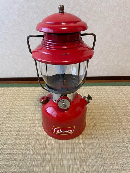 Coleman November 1958 beautiful yellow border 200a vintage lantern.