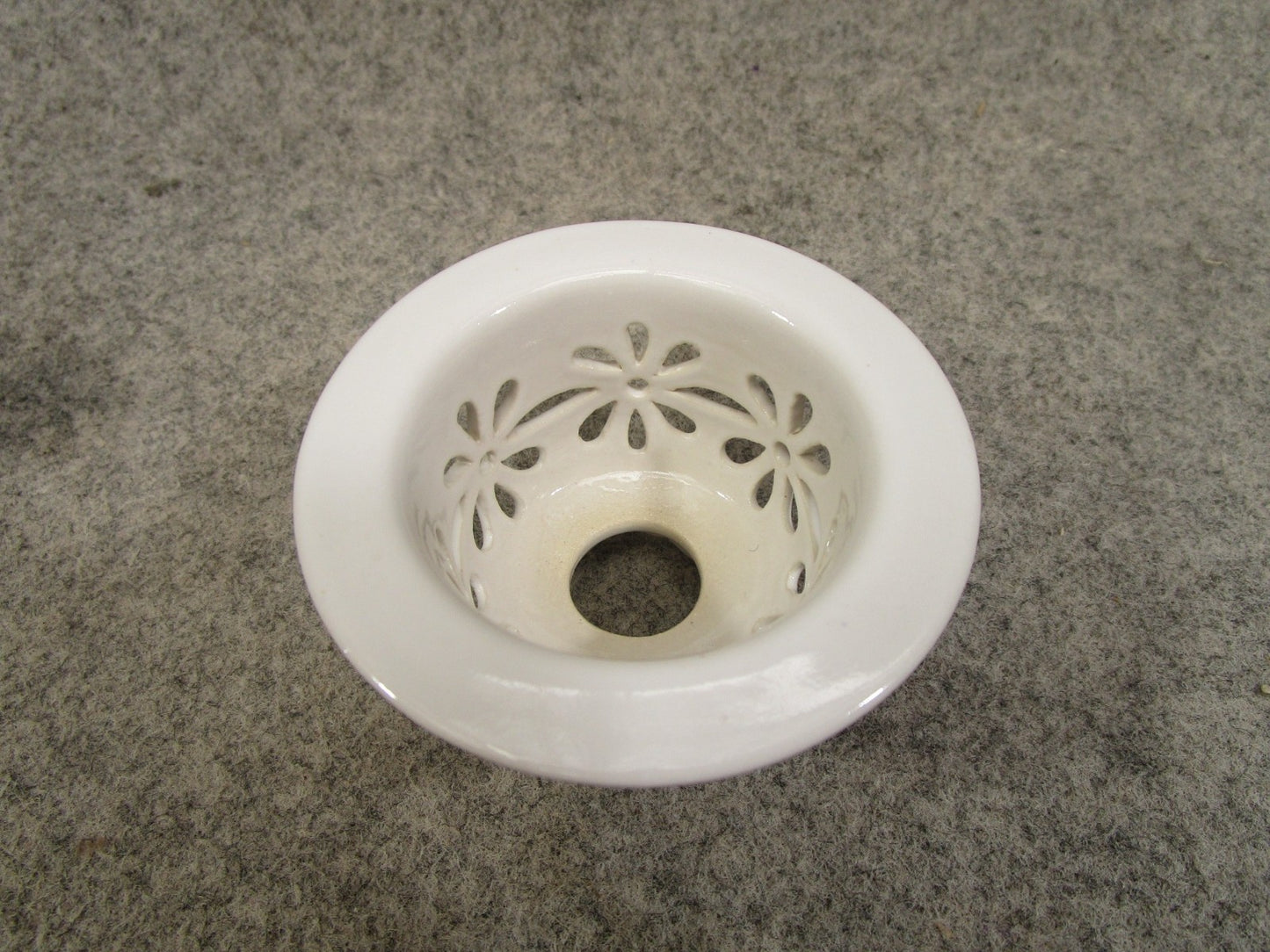 Sukashi Pot Tenzan Craft White Small Rare Unused