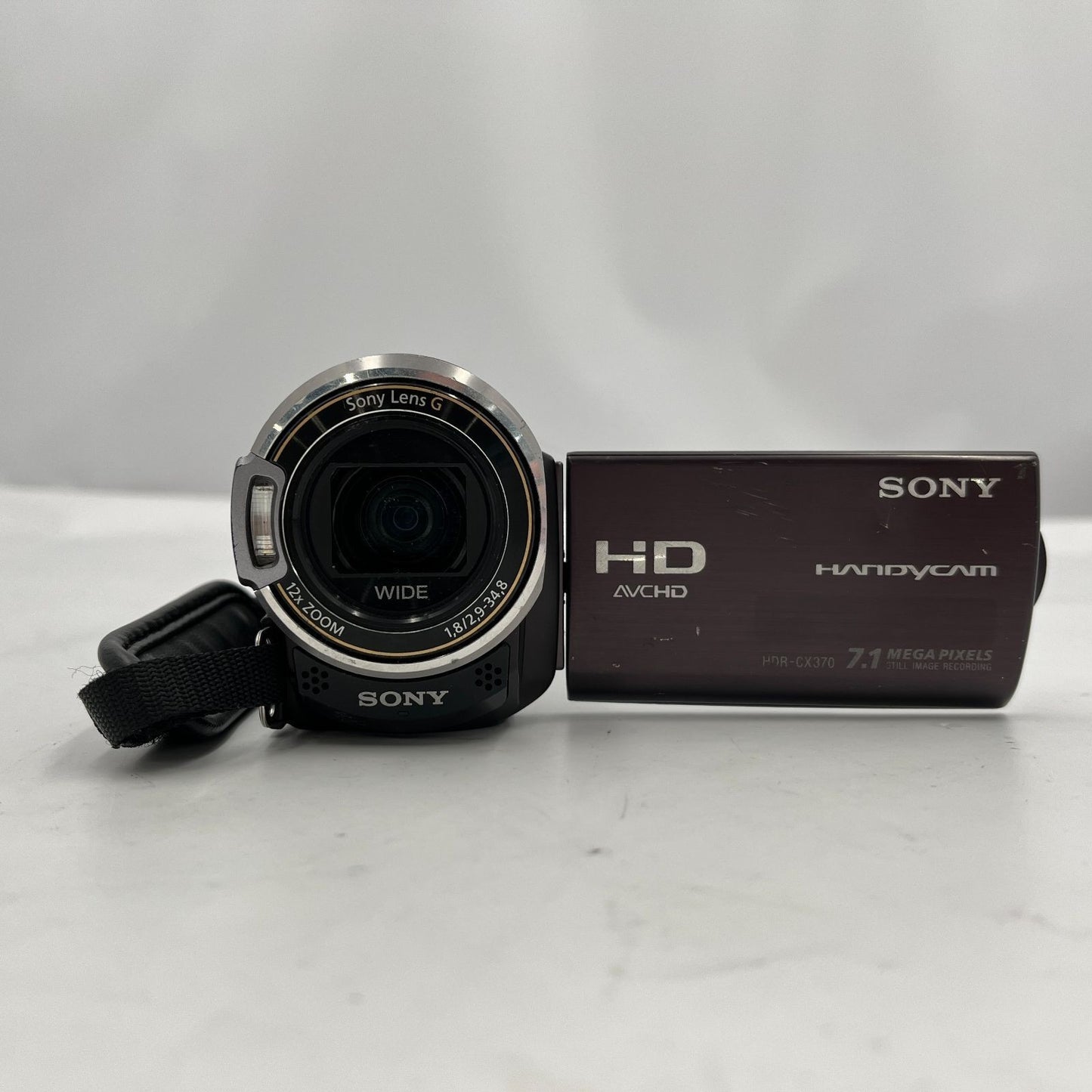 Used SONY HDR-CX370V digital video camera (not tested).