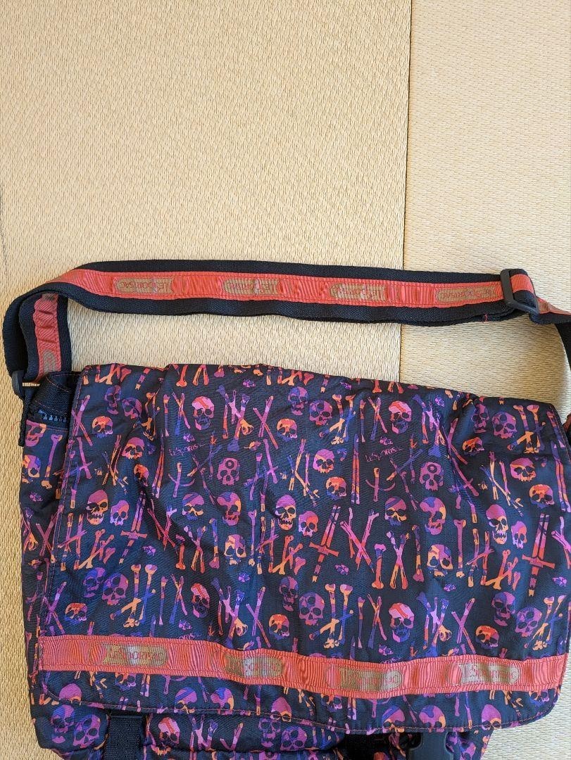 LeSportsac Black Artist-in-Residence Skull Shoulder Bag Nylon Multi From Japan
