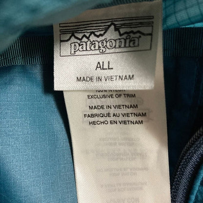 Patagonia Lightweight Travel Courier Shoulder Bag 48813 Green Unisex Women USED