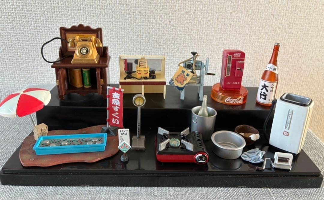 Nostalgic Home Appliances Miniature Set: Showa Retro