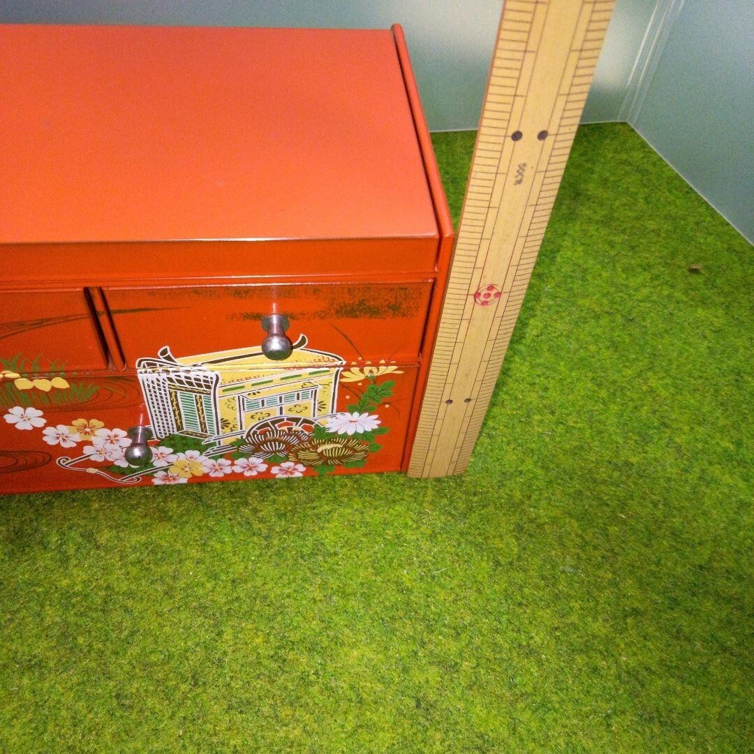 Showa retro make-up box with mirror