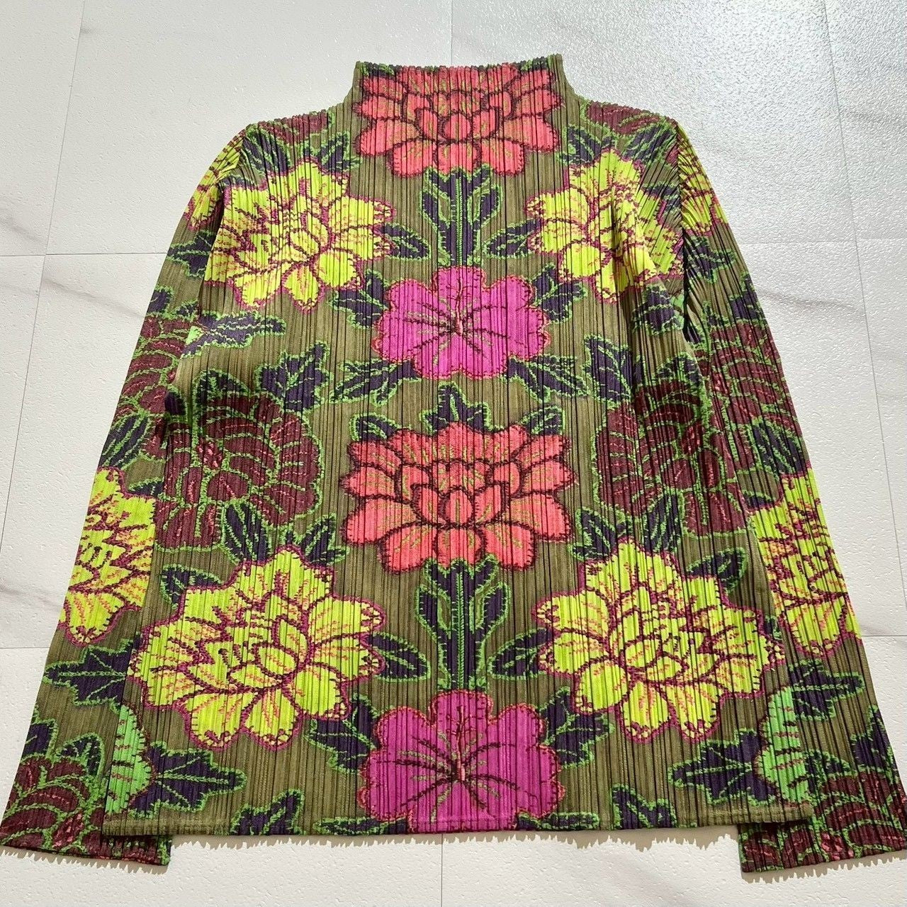 PLEATS PLEASE ISSEY MIYAKE Floral Embroidery High Neck Top Size 4 Japan Used